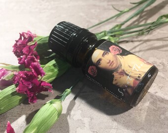 Saint Therese Oil / Saint Therese Spiritual Oil / Ritual Oil / Handmade Perfume Oil Blend / Meditation Oil