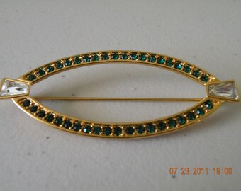 On Sale MONET oblong emerald and clear rhinestones brooch pin. Gold plate. 1980-s.