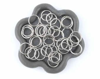 x 100 Silver jump rings 8mm (04th)