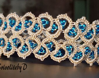 Tatted bracelet in silver and blue