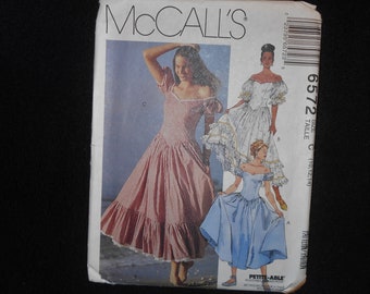 Misses Dress McCalls 6572 Womens 10-14 Petite Princess bodice Gathered Skirt