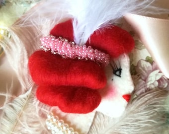 Boudoir Dollface Brooch Pink&Red