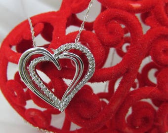 14k Gold Heart Pendant & Chain with Diamonds