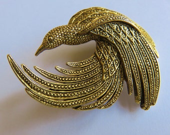 JJ Jonette Antique Gold Pewter Intricately Swirled Designed Bird Brooch Pin