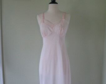 Vintage Lingerie/ Full Slip/ Sheer/ Mad Men