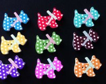 polka dot scottie dog buttons.