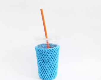 crochet iced coffee cozy. blue coffee cozy. Blue cup cozy. Cotton cup sleeve. Eco friendly cup jacket. Summer drink cozy.