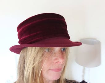 Hut Wollfilzhut Melone Hochzeit Taufe Feier vintage Mütze bordeauxrot Gr. 57/58 Polo Krempe Samtband elegant Seeberger