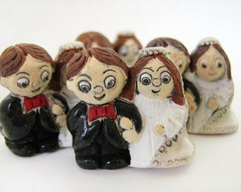 10 Large Wedding Couple Beads