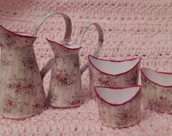 Miniatures,dollhouse.Set of pots and pans