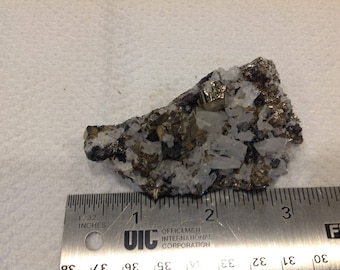 Pyrite Quartz Sphalerite crystals from Peru