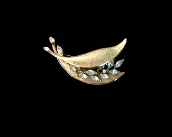 40's Crystal and Gold Brooch GJ2550