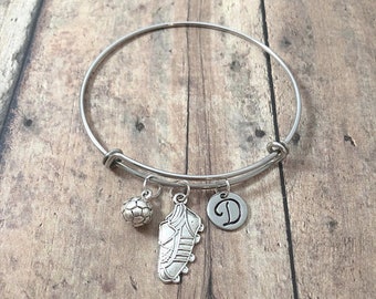 Soccer ball and cleat initial bangle - soccer jewelry, sports jewelry, soccer player gift, silver soccer pendant, soccer team jewelry