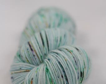 Hand-dyed yarn - sock yarn - superwash - merino - dyed-to-order - speckles - FRAICHEUR