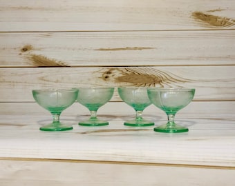 Set of 4 Green Vaseline Glass cups