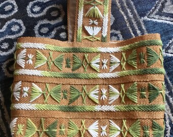 1960’s Small Woven Handbag