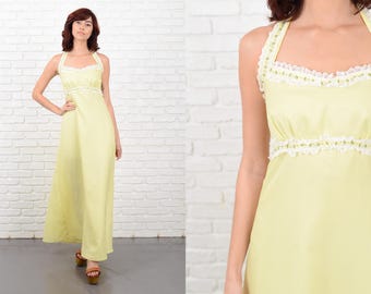 Vintage 70s Yellow Backless Halter Dress Boho Lace Floral Embroidered XS 10684