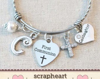 FIRST COMMUNION Gift for Goddaughter, Custom Girls First Communion Gift, Goddaughter Gift, Personalized 1st Communion Charm Pearl Bracelet