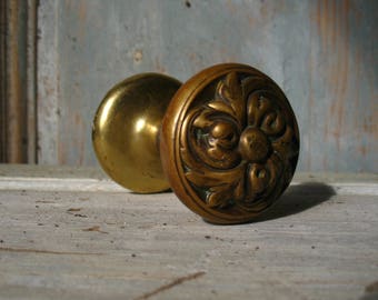 antique French cast bronze dubble door handle, door knob, late 19th century.