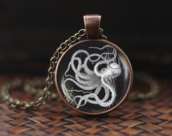 Vintage Octopus Necklace, Octopus pendant, Octopus jewelry, Sea life jewelry, Nautical Jewelry, Vintage art graphic pendant, men's necklace