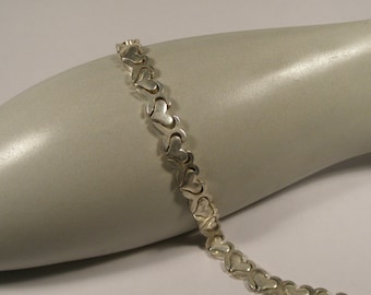 Vintage sterling silver heart bracelet