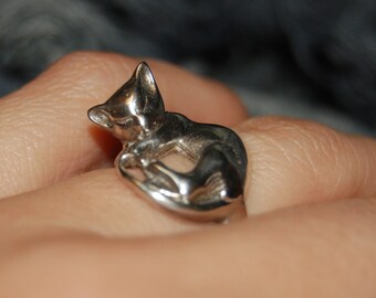 Lounging Curled Up Vintage Artsy Mod Kitty Cat Ring Sterling 925
