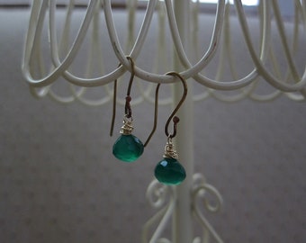 Kelly Green Chalcedony Briolette Earrings