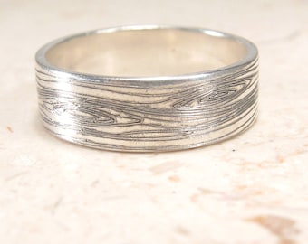 Woodgrain Ring - Faux Bois Ring - Engraved Ring