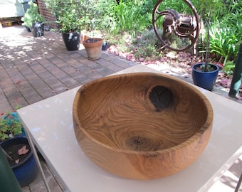Eleanor's Oak Wooden Bowl