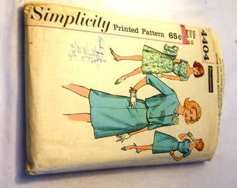 Vintage 1960s Simplicity 4404 Slenderette dress and jacket sewing pattern