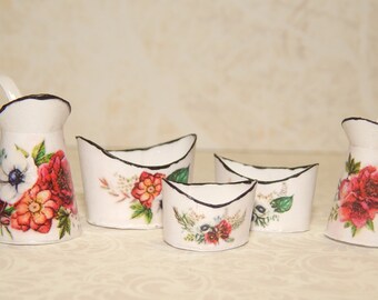 Miniatures,dollhouse.Set of pots and pans