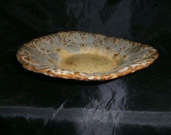 Beautifully detailed opal and red gold bowl.