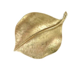 Trifari Leaf Brooch, Vintage Matte Gold Tone Leaf Pin, Classic Signed Trifari Jewelry