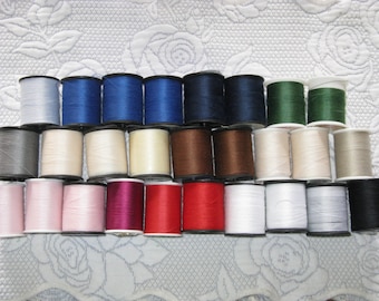 Vintage Sewing Thread All Purpose Polyester 27 Large Plastic Spools Mix of Colors