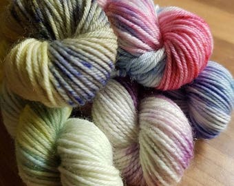 Sonnet 98 /Spring Inspired Mini Skein Gift Set