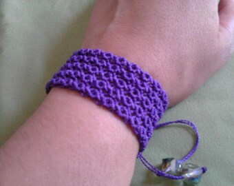 micro macrame bracelet