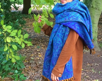 40% off sale!!Paisley pattern scarfs,blanket scarfs,winter wraps,scarfs,warm winter shani shawls,shanti blankets,paisley