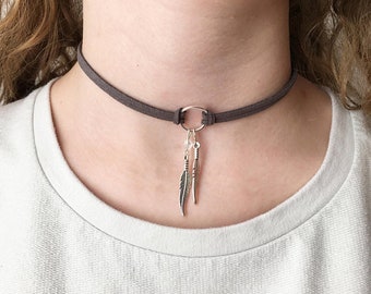 Choker necklace Faux suede choker Feather choker Ring choker Feather necklace Double choker Boho choker Silver feather jewelry Charm choker