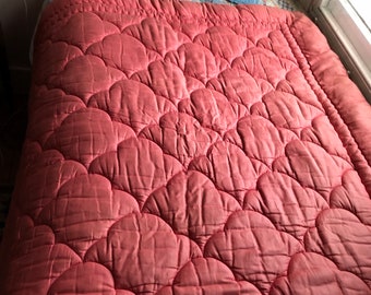 Vintage French pink cotton single quilt eiderdown