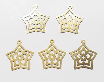 5 gold tone 22mm star charms pendants