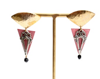 Pink Dangle Earrings, Gold Dangle Earrings, Pink Earrings, Artistic Earrings, Hammered Earrings, Gold Drop Earrings, Dangle Earrings, Post