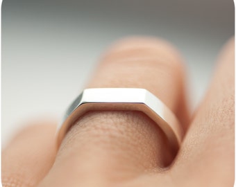 Kitty Ring - Sterling Silver Band size 6.75-7