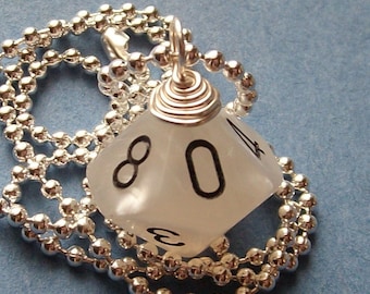 Dungeons and Dragons - D10 Die Pendant - Pearl - Geek Gamer DnD Role Playing RPG