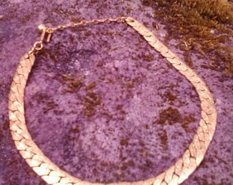 Goldtone vintage Trifari choker necklace