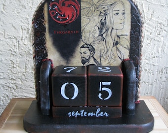 Wooden perpetual calendar, Decoupage handmade, unique gift for Game of Thrones fans, Daenerys Targaryen with dragons