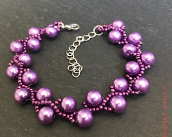 Bracelet with purple Pearls
