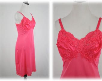 Vintage Gossard Artemis Dark Pink Nylon Slip Size 34 Ave