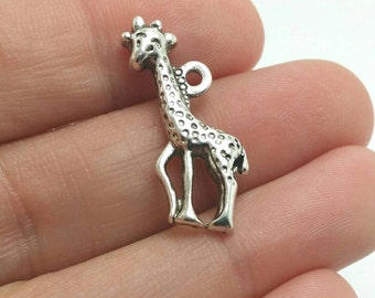8 Giraffe Charms, Silver Giraffe Charms, Animal Charms (1-1111)