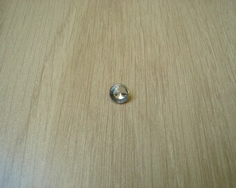 tail faceted rhinestones and metal button