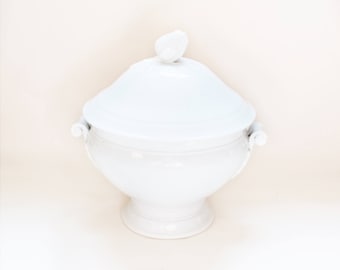 Antique French White Ironstone Soup Tureen from Hotel, Acanthus Leaf Handles on the sides, Artichoke Knob Handle on the Lid, Terre de Fer
